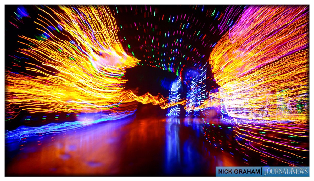 NickGrahamPhoto's tweet photo. Long exposures @PyramidHill holiday light display in @HamiltonOh @ButlercoOhio @journalnews @pyramid_hill https://t.co/lOUBaFd7tM