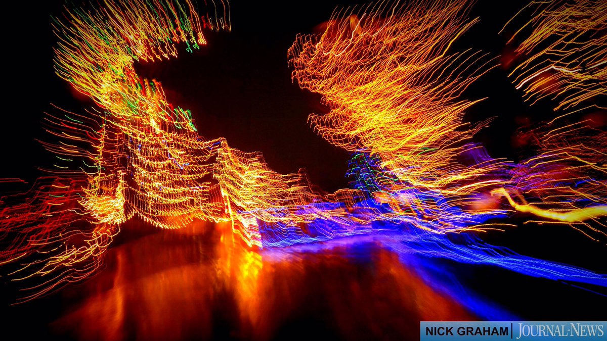 NickGrahamPhoto's tweet photo. Long exposures @PyramidHill holiday light display in @HamiltonOh @ButlercoOhio @journalnews @pyramid_hill https://t.co/lOUBaFd7tM