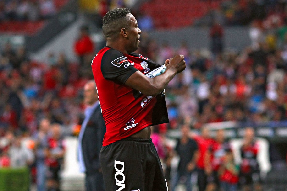 laaficion's tweet photo. Robert de Pinho revivió viejas glorias https://t.co/OaGvrm75kP https://t.co/1A35ZSJwRY