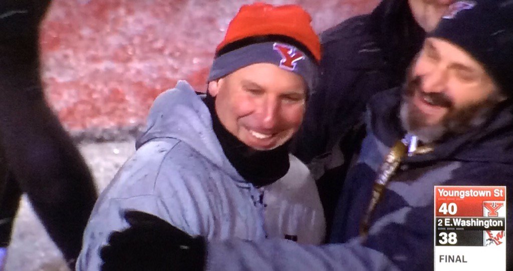darrenrovell's tweet image. I'm not sure, but I think this is the first time Bo Pelini smiled.
