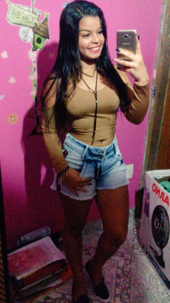 Camillarochaaa's tweet photo. De hoje❤
#Pagode #QBeleza #TudoNoAmor #FunFarra https://t.co/VLGulsK1hV