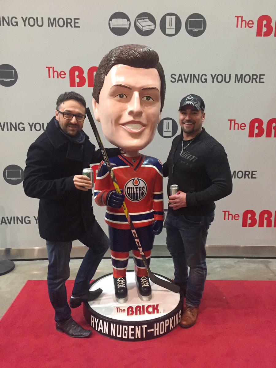 JasonSVE's tweet photo. #BrickBestSeats @TheBrick @EdmontonOilers https://t.co/EEQtZAoDfY