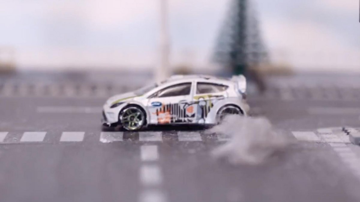 Video: Ford gets festive with stop-motion lego-y gymkhana and it is excellent tpgr.me/BBw6307cq5J