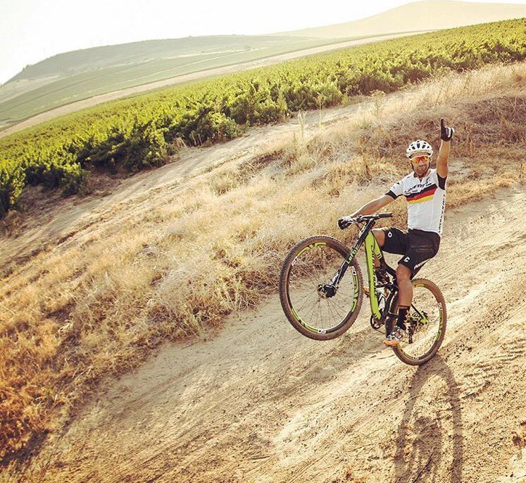 northwave_sa's tweet image. And the weekend goes on!!! #bikelife #mtb #northwave #wheelie | 📷 @craigkolesky