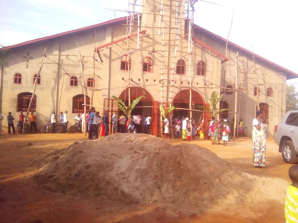 L'Eglise de Munyika <a href="/CibitokeProv/">Province Cibitoke</a> deviendra plus tard une Paroisse  SE <a href="/ButoreJ/">Dr. Joseph BUTORE (Ph.D)</a> <a href="/IsidoreNtira/">Isidore Ntirampeba</a>
