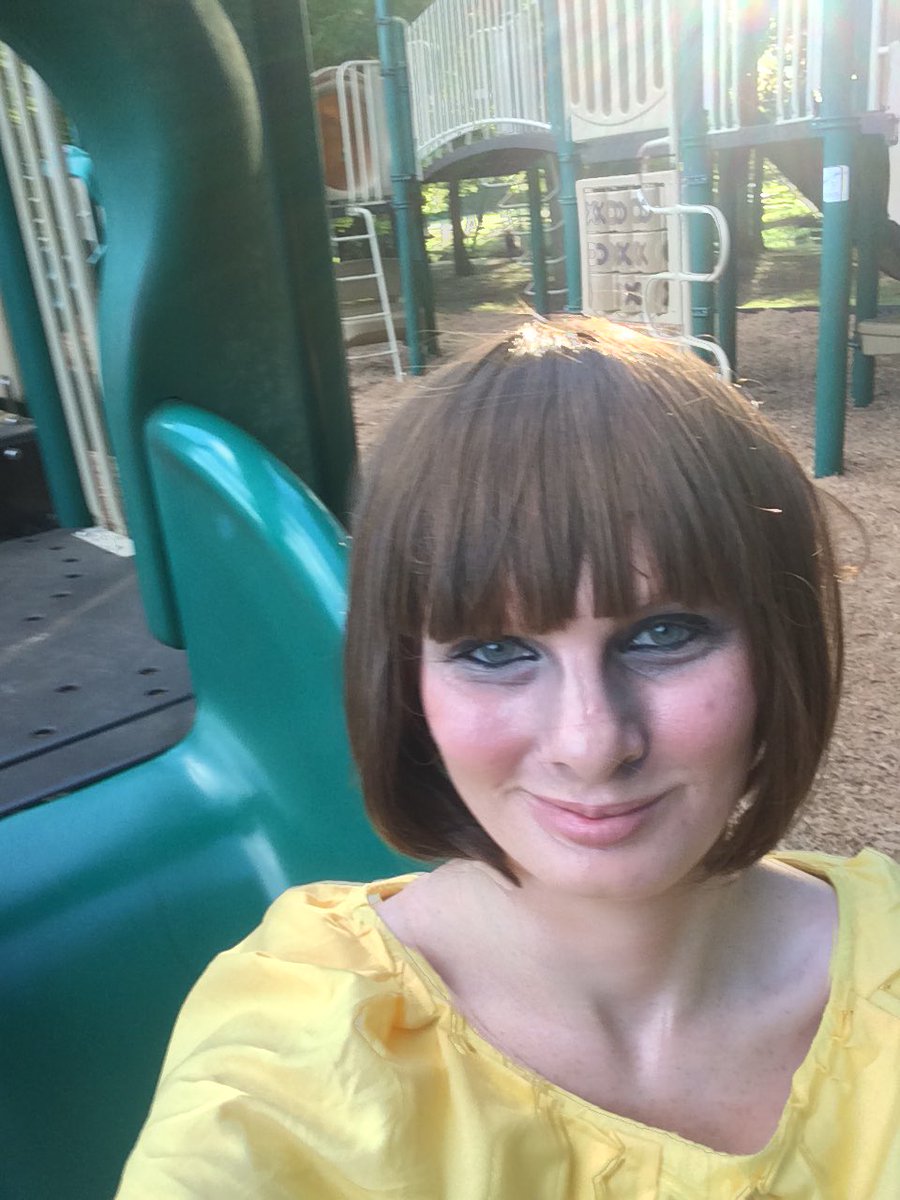 FranBowtheFree's tweet photo. For my birthday, Itward let me play on a playground. And made me solve silly puzzles! He always gets me the best gifts. https://t.co/aiT8qQoXT8