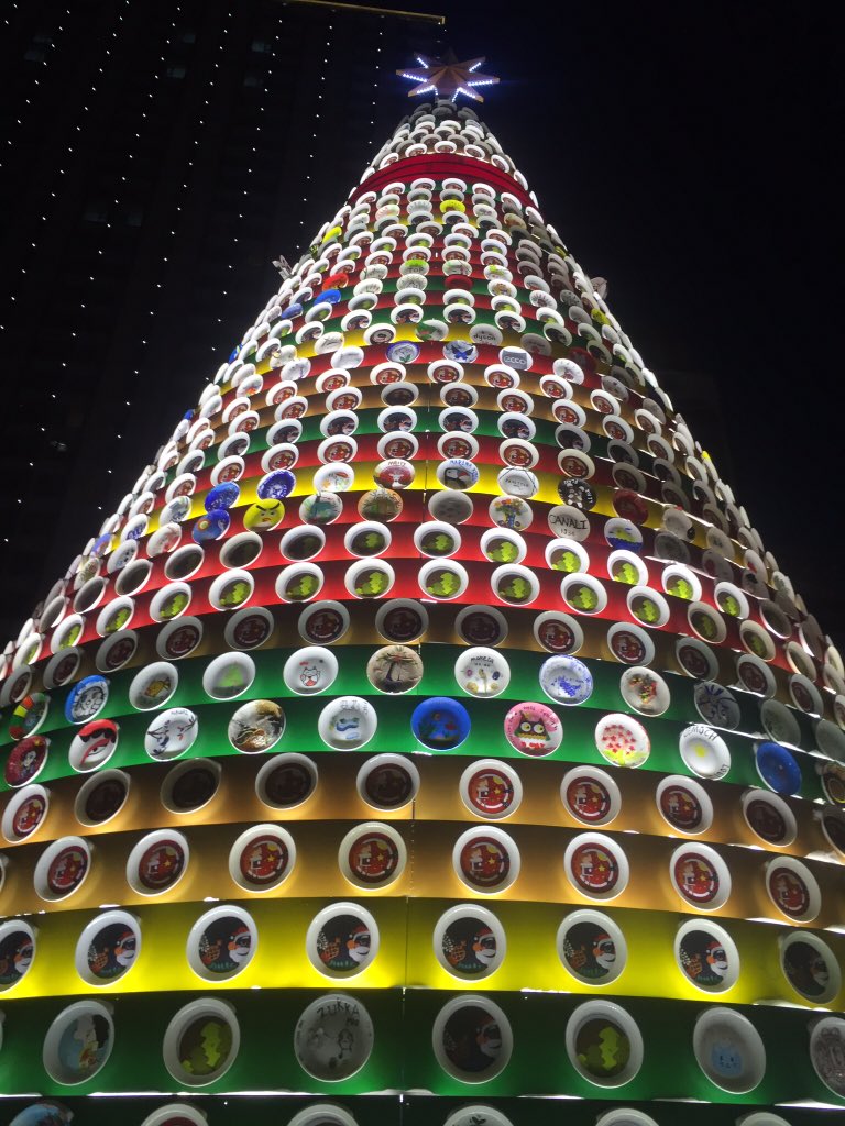 topmeng's tweet photo. @DukeKalita @XHNews Welcome to China！Merry Christmas🎅 https://t.co/Fa2OGRi3HY