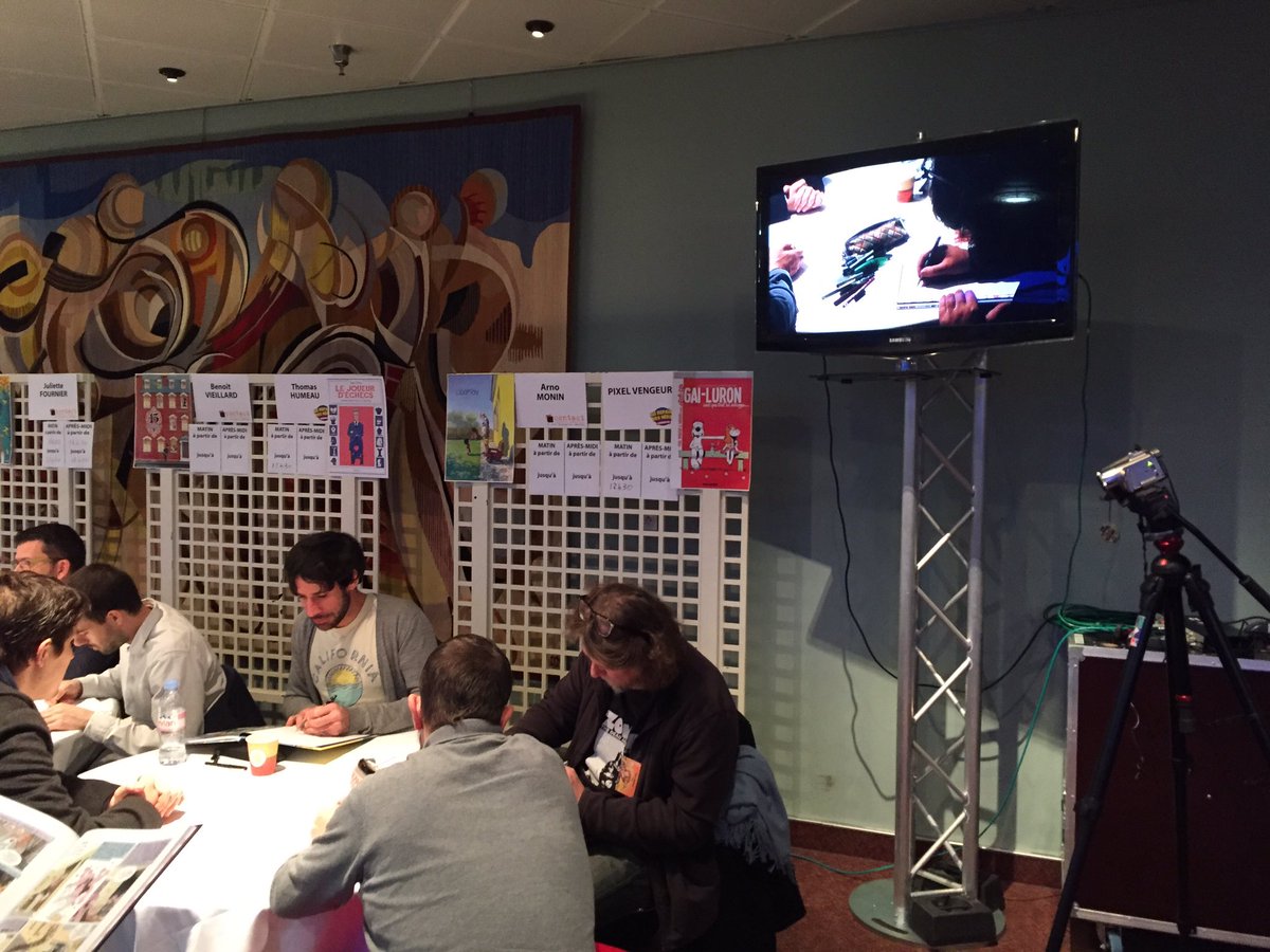 Dédicaces en cours à <a href="/AngersBd/">AngersBd</a>