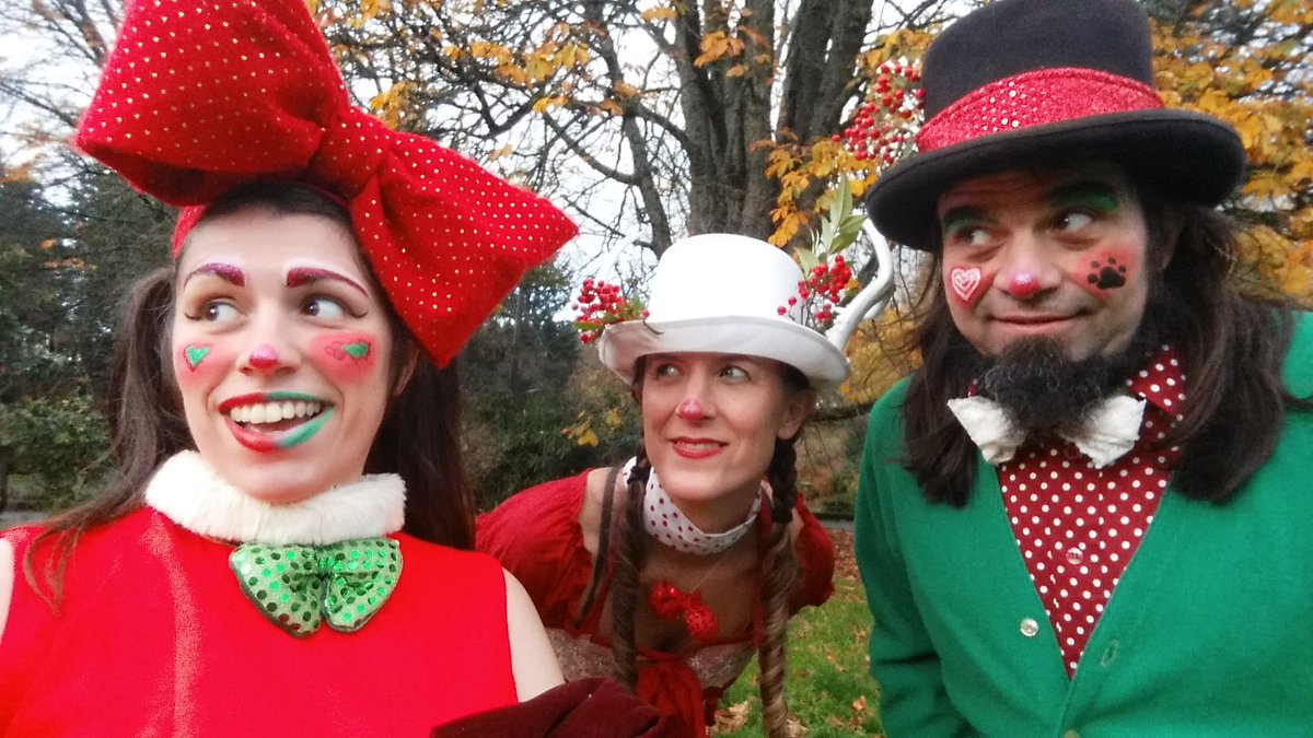 OliveandDingo's tweet photo. Don't look now but there is fun ahead!! Today at 11:30am our Clown-Fairy Christmix show starts! Tickets $7 kids adults free! #clownfairyfun https://t.co/JHJxifHvKK