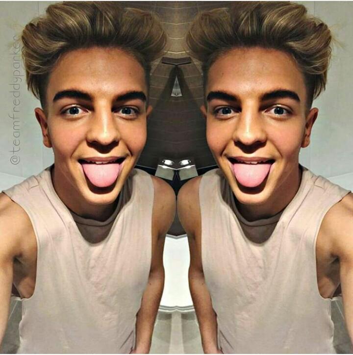 Teamfreddyparke's tweet photo. Baby boy😍 https://t.co/ECpcvryQso
