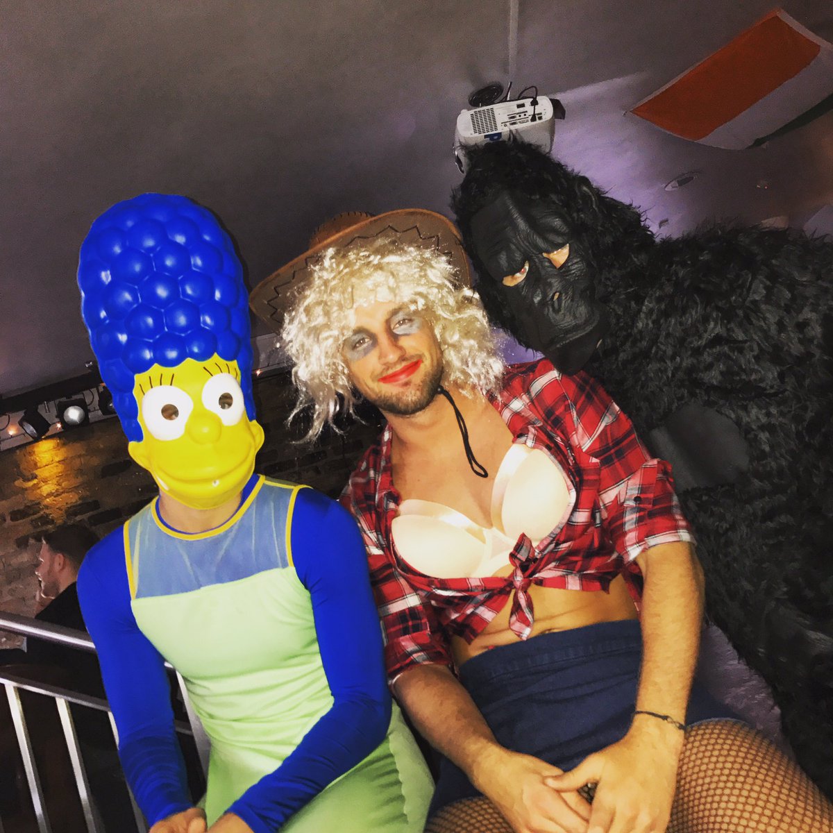 Sunday sesh in Dublin with the boys 🙈 <a href="/lewishorner10/">lewis horner</a> @JoshMeekings6