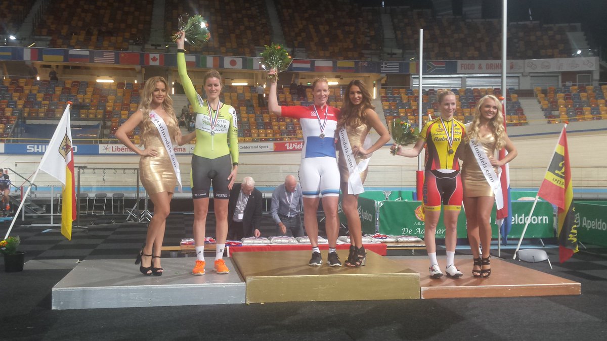 KNWU Live Baan tweet media