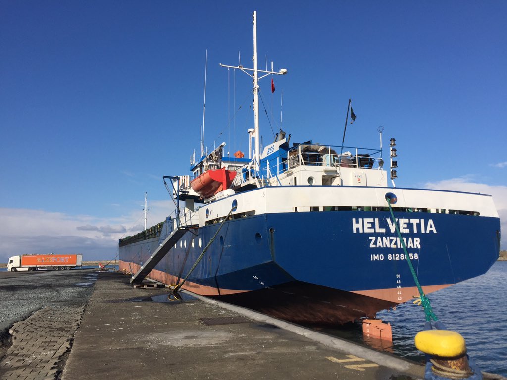 MCillioglu's tweet photo. #Hevetia #rizeport #Rize #Rizeliman #Rizeacente #RizeAgency @MCillioglu @Kfaysal1 @AsimRizeport @rizeport @imeakdto @armatorler @KaptanHaber https://t.co/vap5lnZnTa