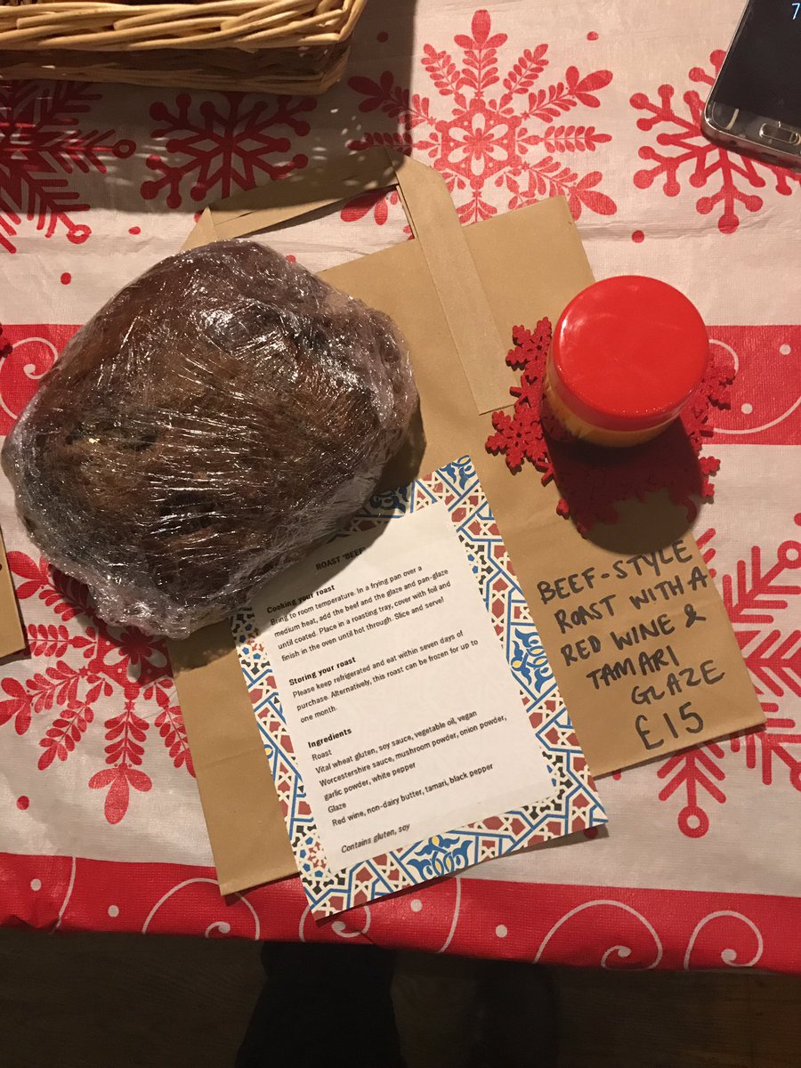 Johnbearandrews's tweet photo. @joeyskitchenLDN at the @Beelzebab666 slinging our wares at the Xmas Fair at the Hope and Ruin in #Brighton #vegan #vegetarian #xmas #dinner https://t.co/dNRnDdkIMg