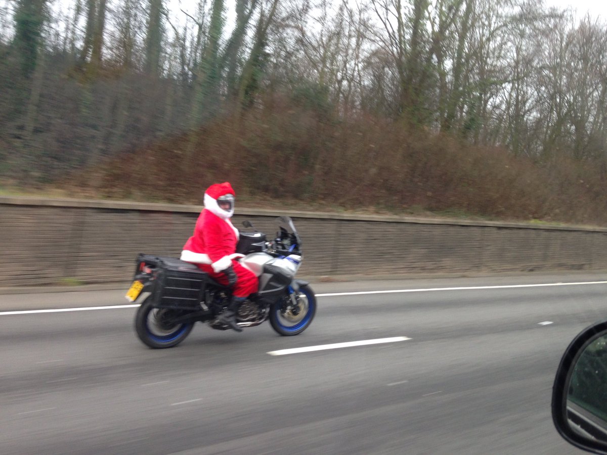 LaurenEmHughes's tweet photo. Festive news: Santa spotted on the M4, reindeer unemployment peaks. https://t.co/zNs7bMFp45