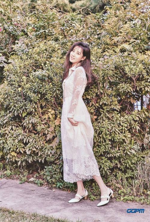 naerinGG's tweet photo. GIRLS' GENERATION || Calendar 2017 https://t.co/JqJiB0hxXF