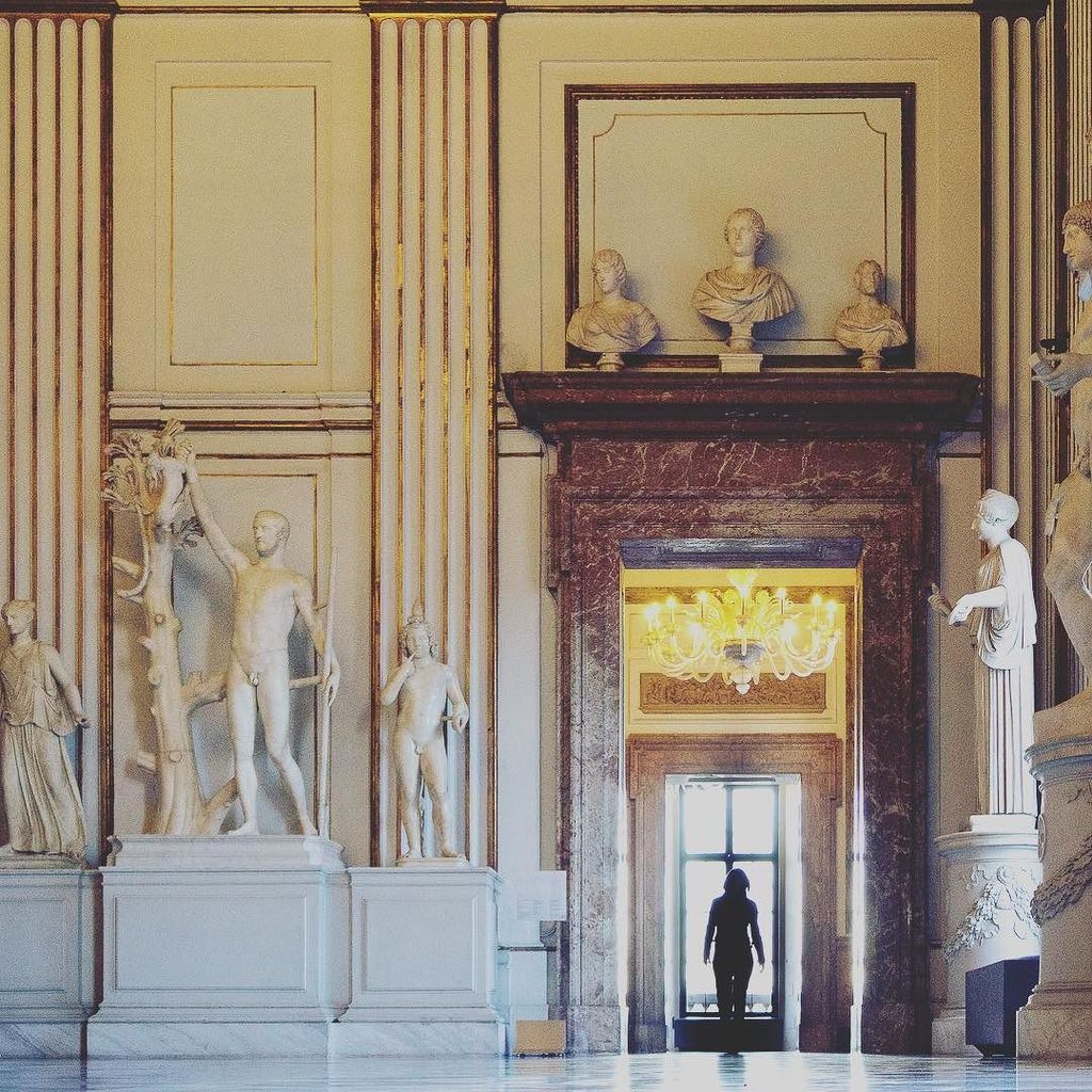 c4antonio's tweet photo. // works come loaded with underlying message • #micRoma #emptyCapitolini #Roma https://t.co/2Y1ddpHVop https://t.co/QzpzFF1o4J