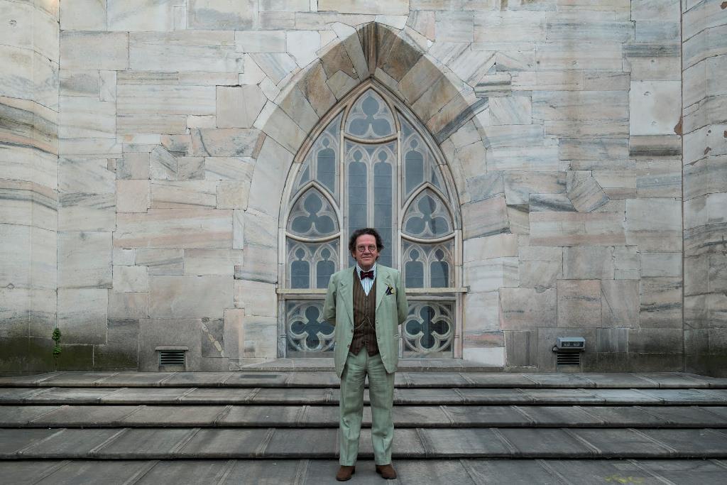 Con <a href="/PhilippeDaverio/">Philippe Daverio</a> al museo del Duomo di Milano e non solo! Aggiudicati l'asta per Cesvi su <a href="/CharityStars/">CharityStars</a> charitystars.com/search?q=phili…