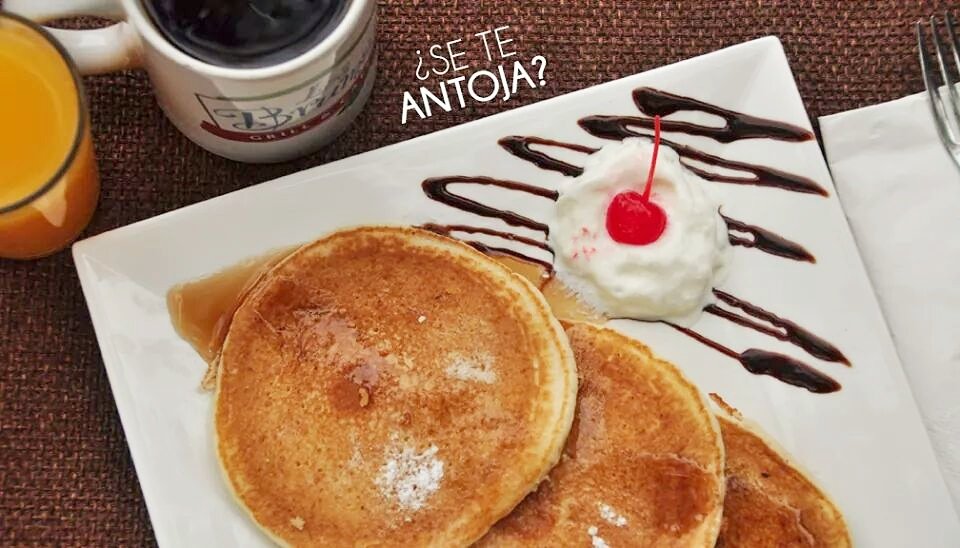 chotiando's tweet image. Desayuna como te lo mereces en Las Brumas 😍🍴 #ElBoquerón #Repost #food #ElSalvador #chotiando #pancakes #coffee