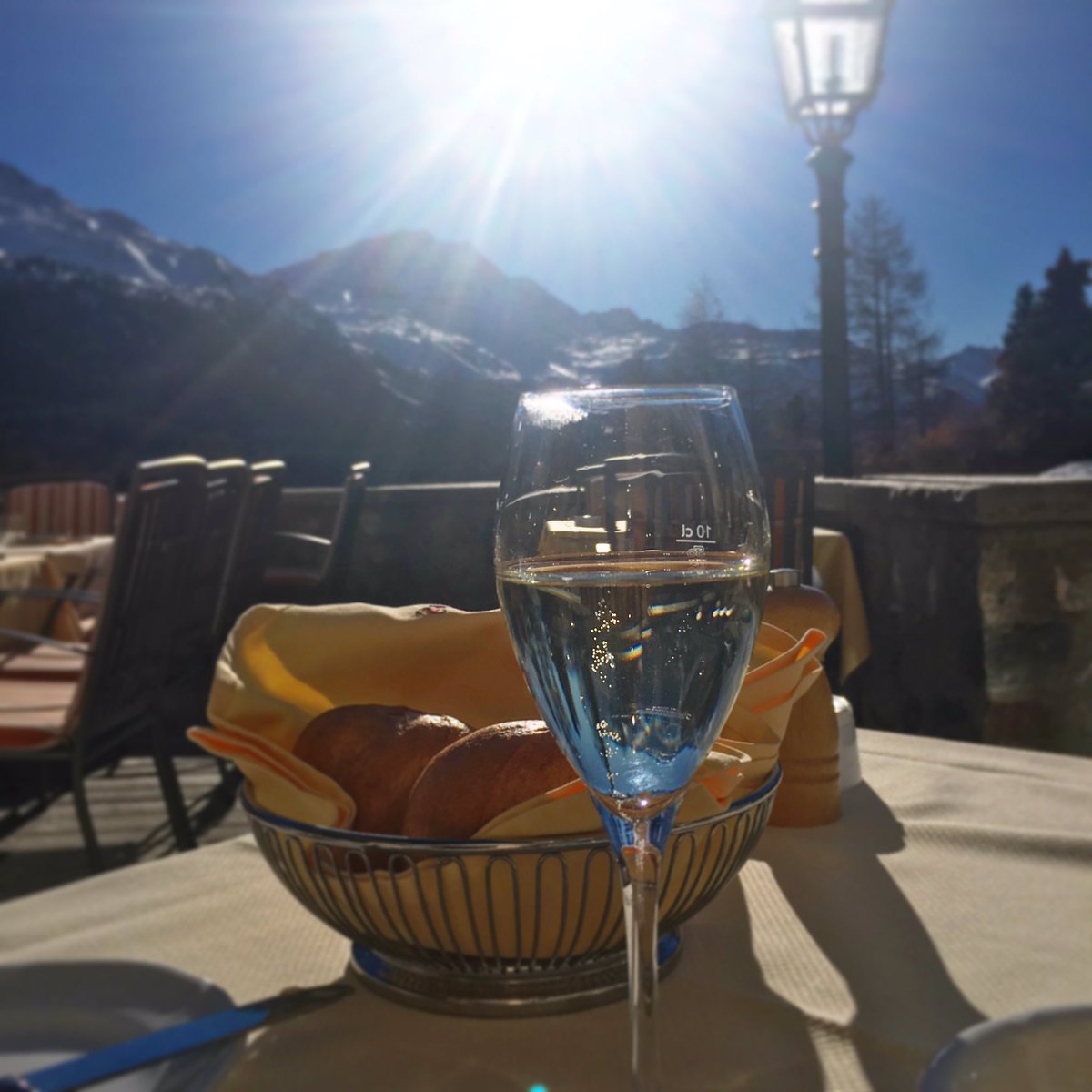 Lunch outside with a glass of prosecco @suvrettahouse #stmoritz