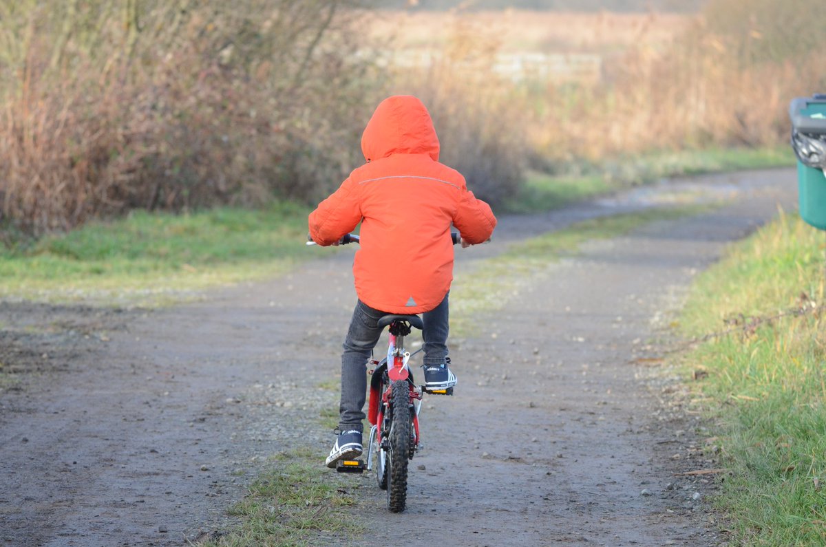minneyb2k's tweet photo. @HarryMin2010 looking cool 😎 having a ride at Carlton Marsh https://t.co/cG5ijRrxS9