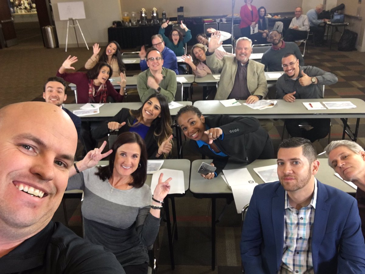TY to these awesome actors for playing along w me while filming an @EBTU_KC commercial! Stay tuned to <a href="/Royals/">Kansas City Royals</a> &amp; <a href="/Chiefs/">Kansas City Chiefs</a> games!