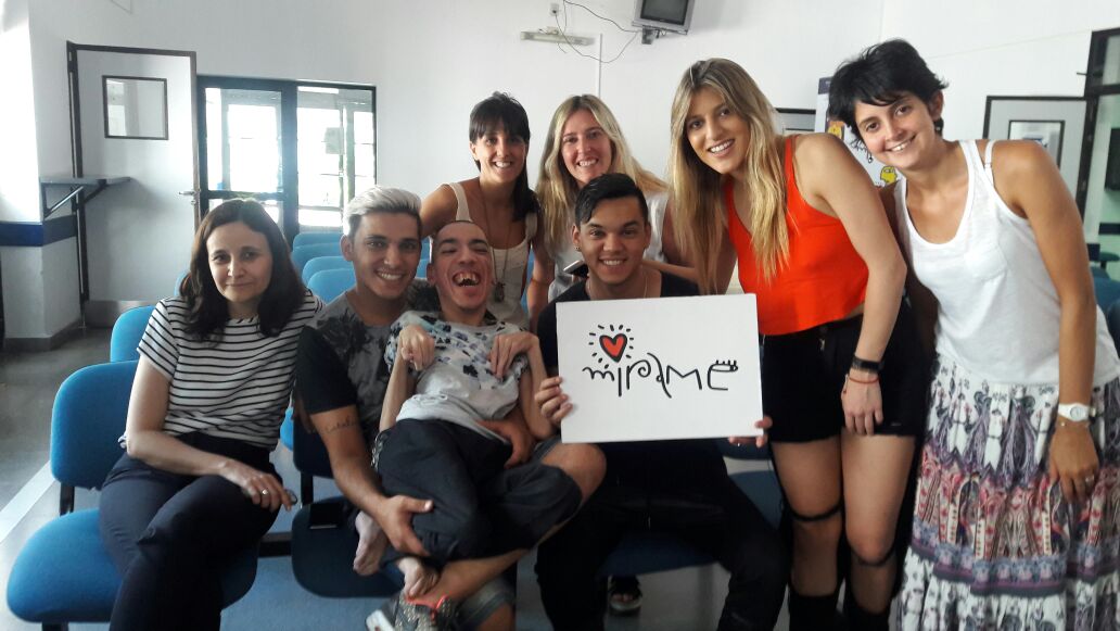 Ellos dicen #MeImporta Vos también. Ingresá en meimporta.gob.ar y enterate cómo participar. Gracias <a href="/BLanzelottaOK/">Brian</a> @FarjatMarian
