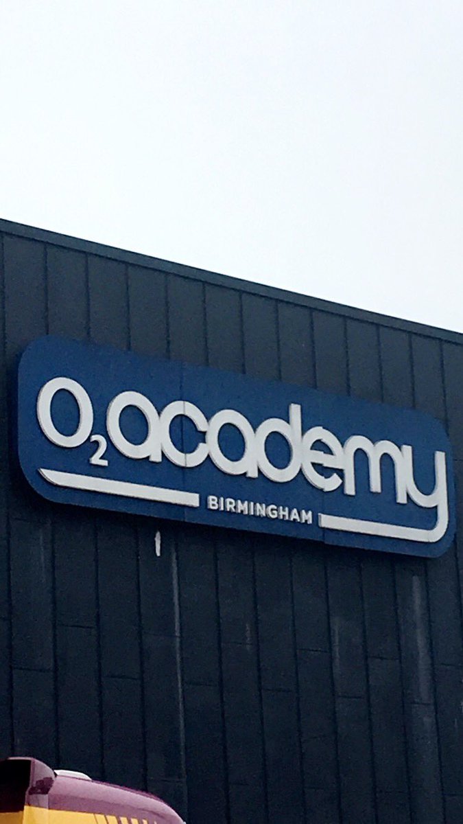 Here and ready to Rock 🎸 #BFMV <a href="/bfmvofficial/">BFMV</a>  <a href="/MichaelPaget/">PadgeBFMV 🎸🎤🥁🎼🎛🎚💽⏳🤘🏻</a> @o2academybham