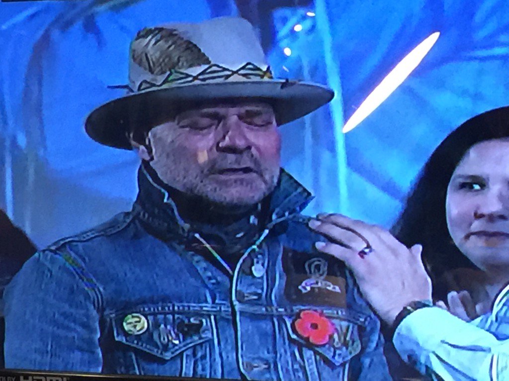 HannahThibedeau's tweet image. Gord Downie @gorddownie is now known as the "man who walks amongst the stars" #cdnpoli #afn #hw