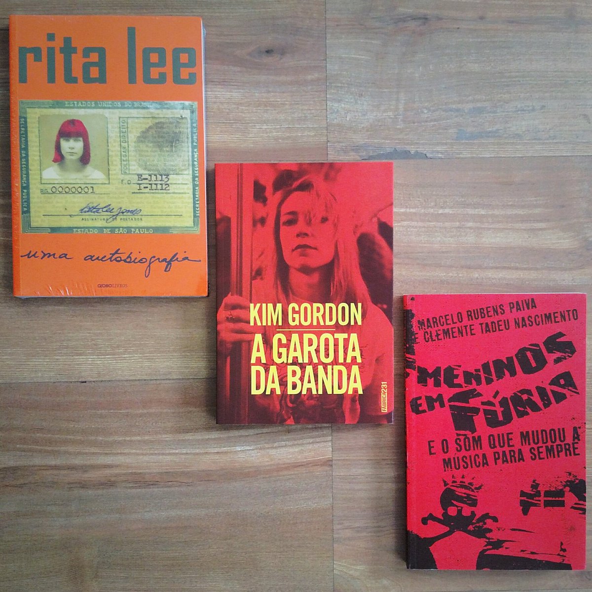 Novidades e reposições na loja! Incluindo a aclamada autobiografia da <a href="/LitaRee_real/">Rita Lee</a>! Corre já pro site! - hbbstore.com/leitura/livros