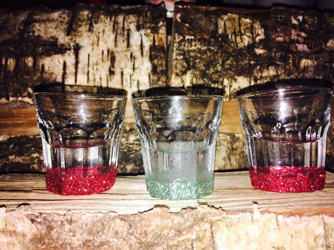 GenerationCGS's tweet photo. Shot glasses:
£1.99 for 1
£6.00 for 4
£7.00 for 6
Wine/Champagne glasses:
£14.99 for 6
£5.00 for 2
£3.00 for 1
#TheBigMarket16 @YE_NI https://t.co/cY1ipKp7mJ