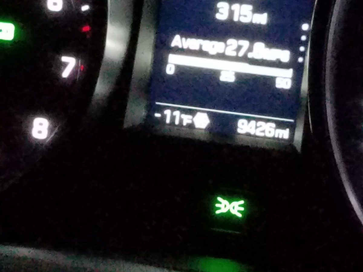CoyoteXCTF's tweet photo. This is what you have to do to build a team! Little chilly in MT this week! #WinterRecruiting https://t.co/3apiIuiOYJ