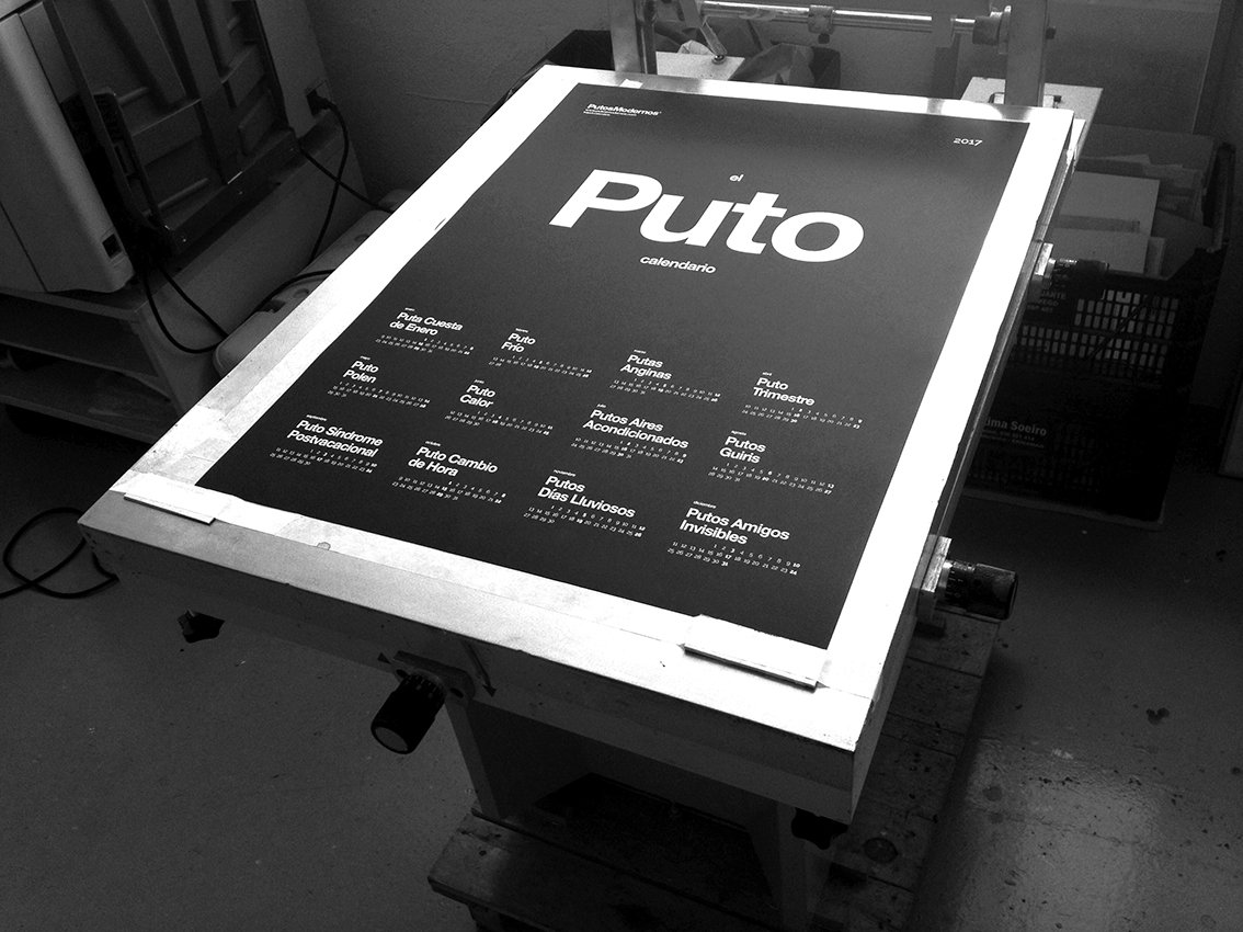 putosmodernos's tweet photo. Ya tenemos por fin recién salido de la imprenta El Puto Calendario!! Ya a la venta en https://t.co/QMWKl3qjIw  #elputocalendario https://t.co/QgZPViLOnw