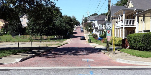 ATLWatershed's tweet photo. The SE #Atlanta Green Infrastructure Initiative provides immediate relief to flooding. https://t.co/ExpSjbBwR1 #DWMProjects https://t.co/8yIWFhCdxe