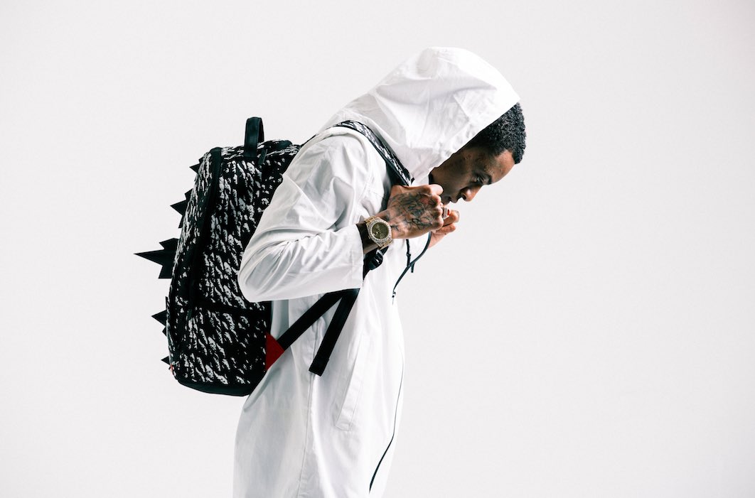 Spraygroundza's tweet photo. Sprayground Meets Godzilla Meets @souljaboy #sprayzilla ๐#SPRAYMAS ON CHECKOUT TO QUALIFY FOR 15% OFF โซ๏ธ https://t.co/s5l6Ty9E4t https://t.co/z6193jz0CB