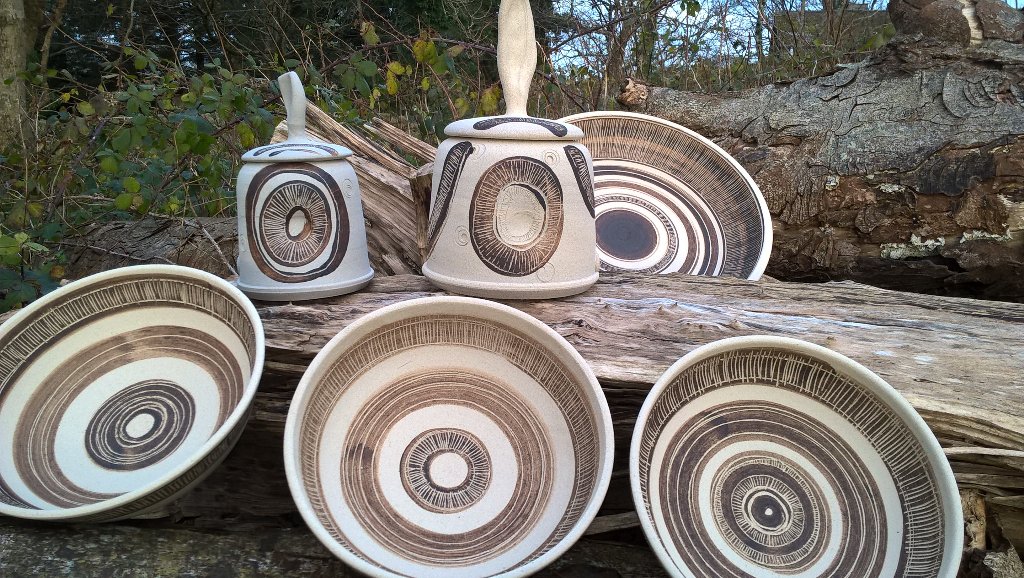 pottybirds's tweet photo. And storage jars #naturalforms #welshpotter #ceramicreview #potswithpurpose https://t.co/cgF7NSwW9H
