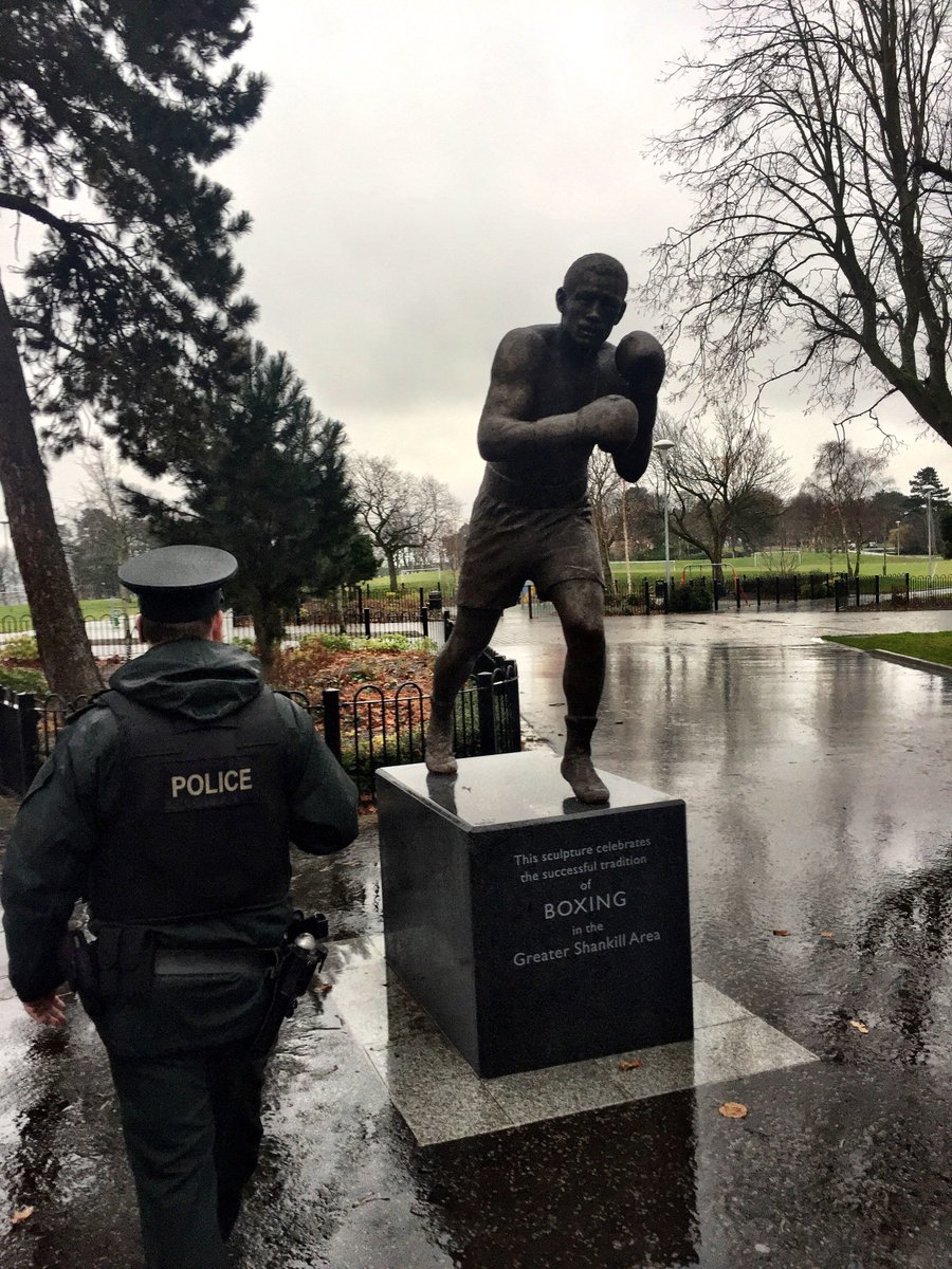 PSNIBelfastW's tweet photo. NPT on the beat on the high ground #munchies #soaked #gortex #downhill #Highfield #Springmartin SgtW @barrabest is this weather your fault?? https://t.co/3BiswSoWhu