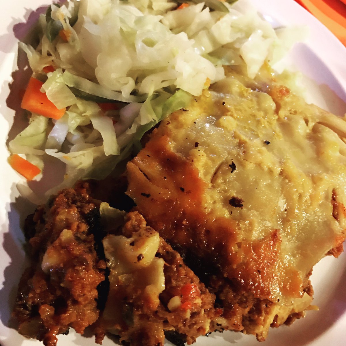 vee_jays's tweet photo. Save yourself the trip to Italy and head on down to Vee Jay's today for a slice of heaven! 👅💕❤️️🇮🇹😩 #foodporn #veejays #atruetasteofsvg https://t.co/SkVOF8oNoJ