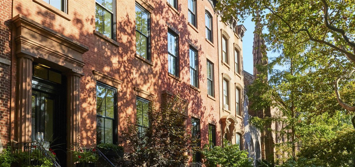 trdny's tweet photo. Andrew Farkas has found a buyer for his Upper East Side townhouse, which he listed for $42.5M: https://t.co/86ebQ7qR1b (@ebsolomont) https://t.co/QSQqhqEAS8