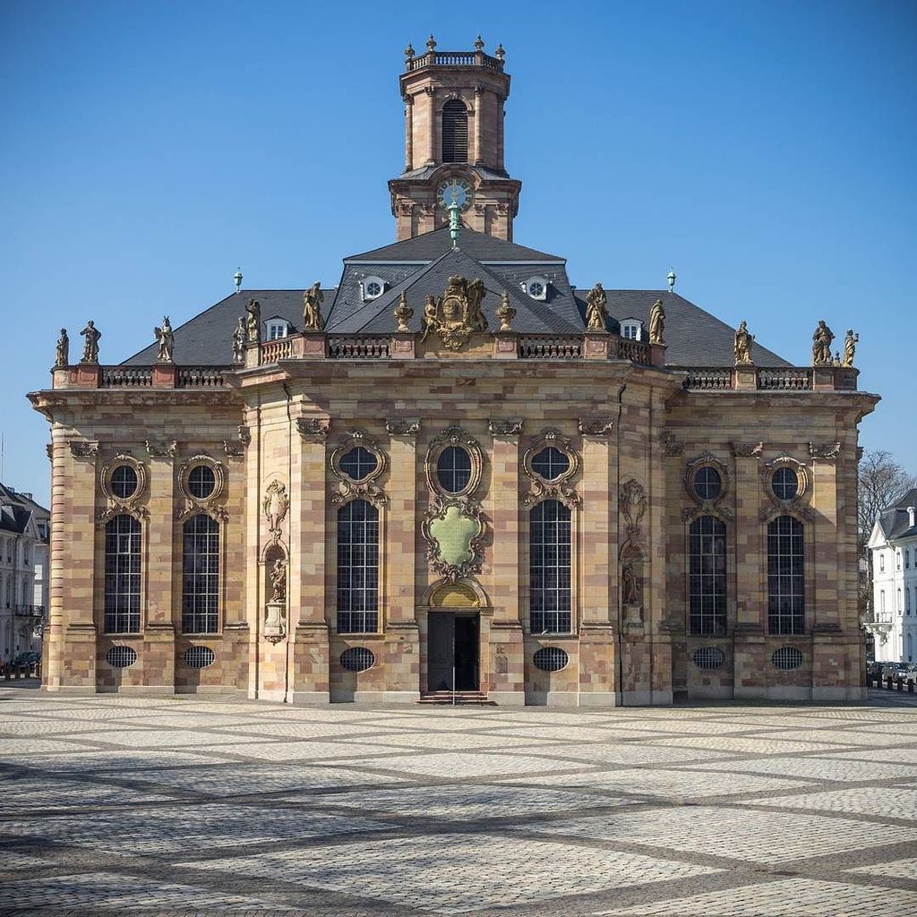 CallumJMacBeth's tweet photo. Ludwigskirche or "St. Louis Church" in Old Saarbrücken. 
Originally built in the 1770’s it… https://t.co/hDhVPOLDjh https://t.co/ZW17TjTB0p