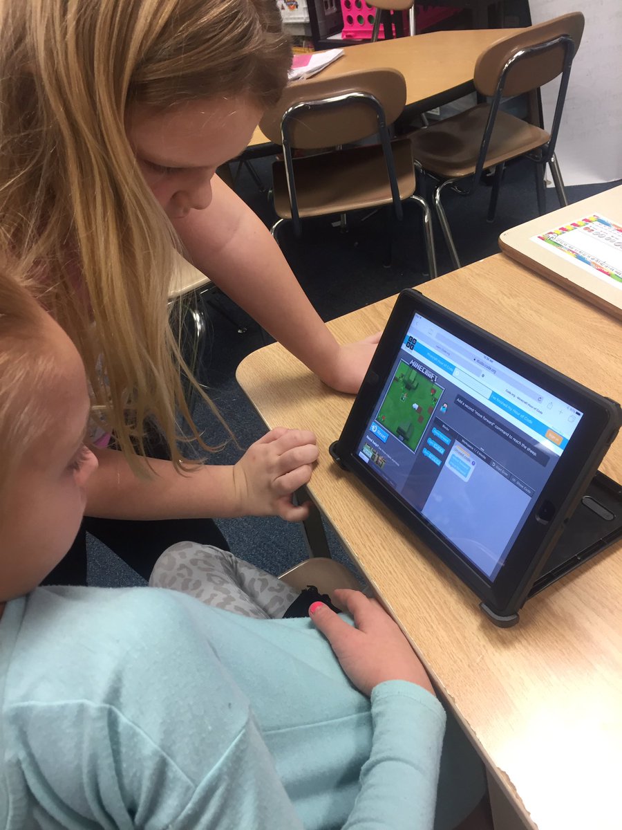 _MrsGrillo's tweet image. These computer scientists love coding their own video game! #21stcenturylearning