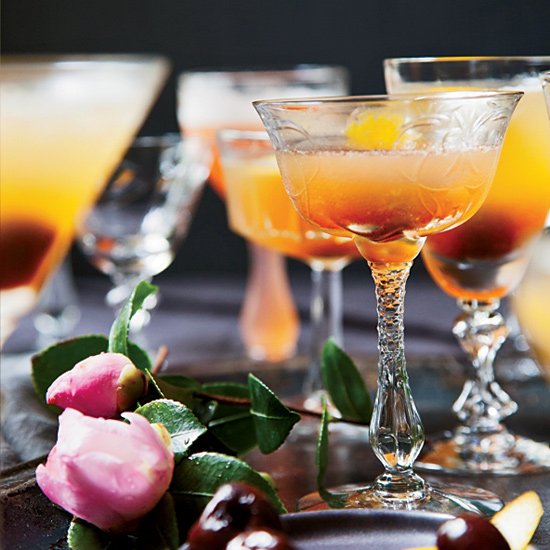 foodandwine's tweet image. Dark and Stormy punch and other party drink recipes: trib.al/cbZGjHZ