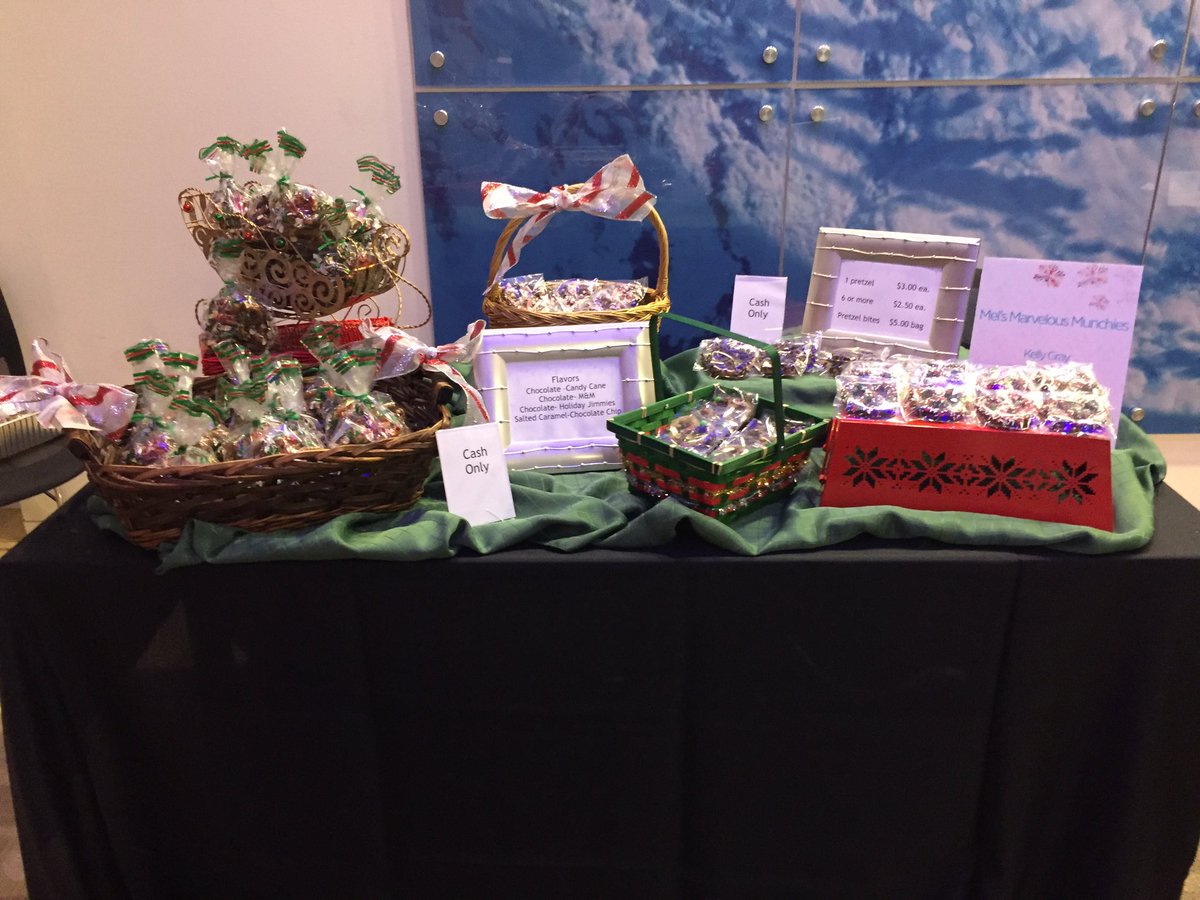 munchiemaker's tweet photo. Marvelous Munchies on sale 2day @Discovery building Silver Spring annual holiday market!! #marvelousmuchies https://t.co/57BVKt2xfL