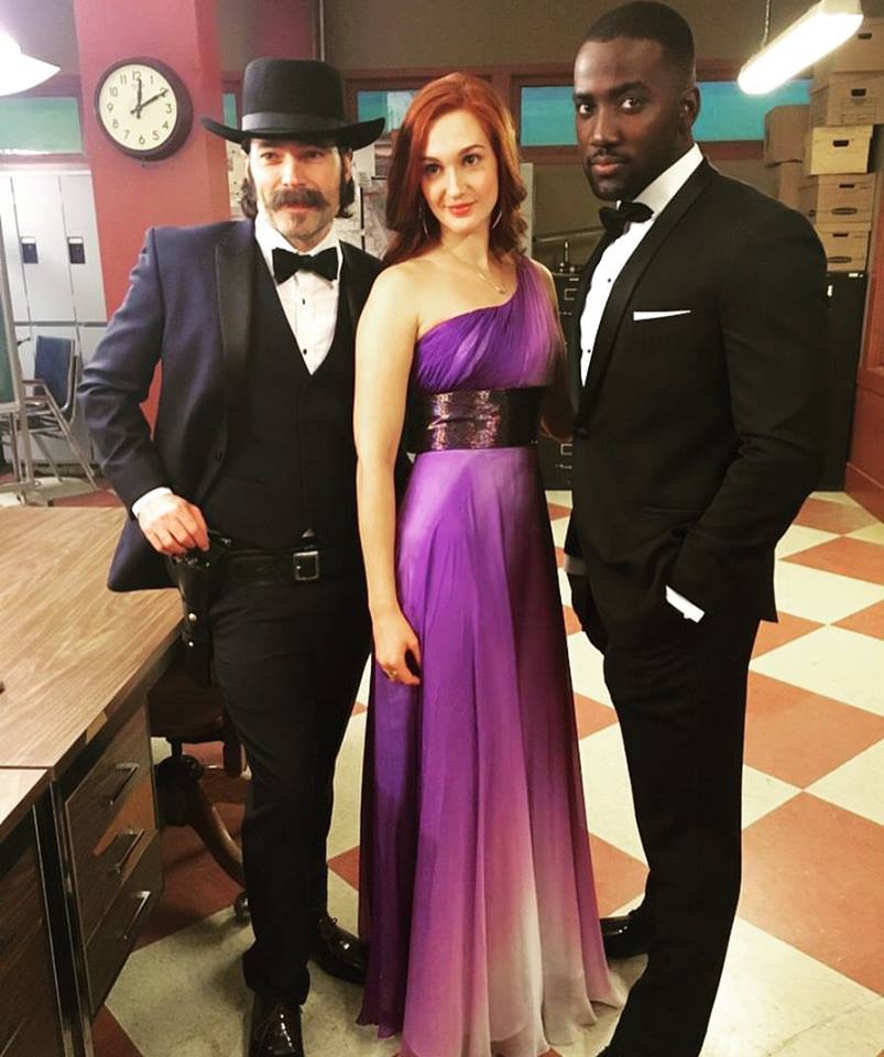 LuvLara's tweet photo. Good Morning #Earpers! Just thought I would tweet a little #NicoleHaughtRegular today! #WynonnaEarpS2 #NicoleHaught @KatBarrell https://t.co/bTNSvdPZpr