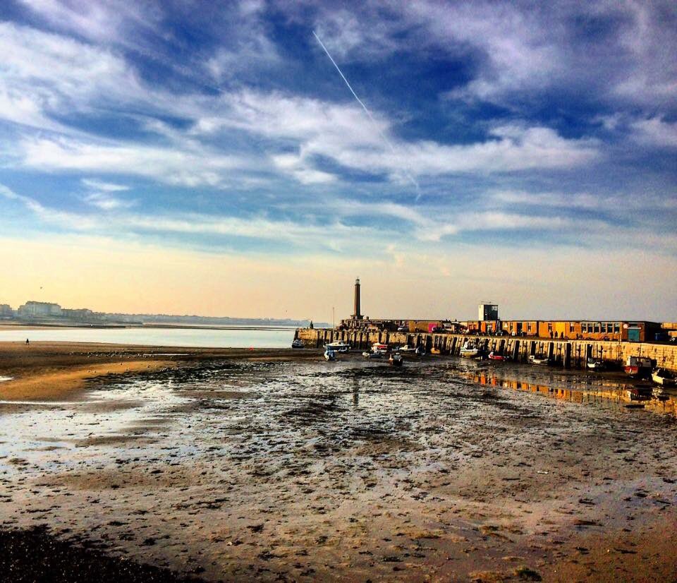 GrandGarage's tweet photo. Beautiful pic of #Margate taken by @Hodgestweet today. https://t.co/tD80o1OxFF