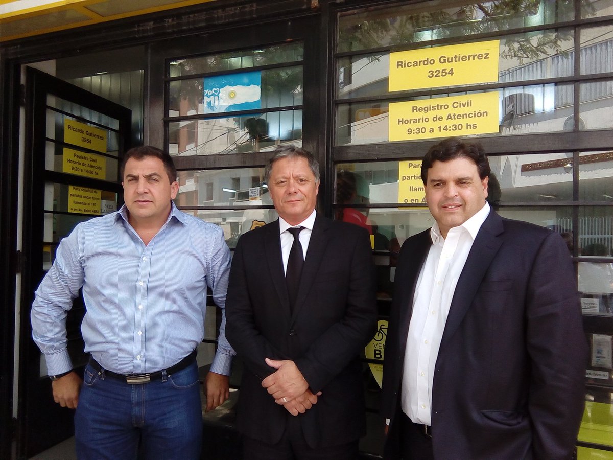 Por empezar reunión en <a href="/Comuna11/">Comuna11</a> con mis colegas auditores Hugo Vásques y Facundo del Gaiso.