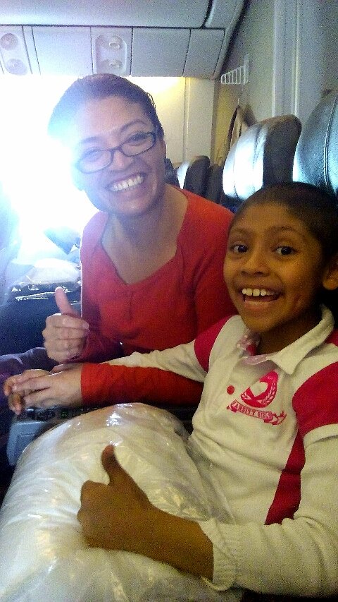 JuntosSomosVida's tweet photo. Gracias @AmericanAir por ser parte del sueño mágico de Dome #NextStopDisney #SueñosFCR https://t.co/OJCEQE0uqN