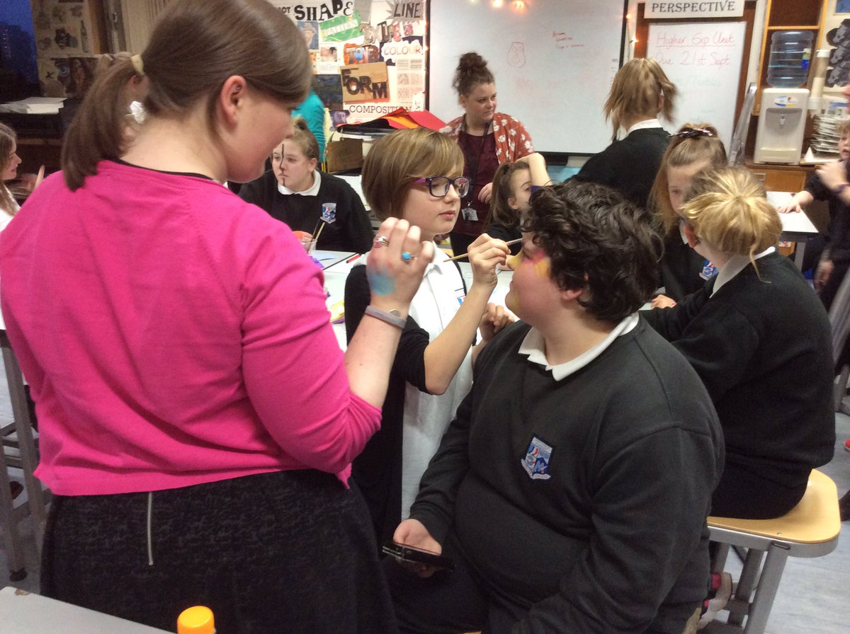 northfieldaca's tweet photo. Girls club kicking off in style with some face painting. #girlsrule #funwithfacepaints #aspiringtobeoutstanding https://t.co/xxAvxVfcOX