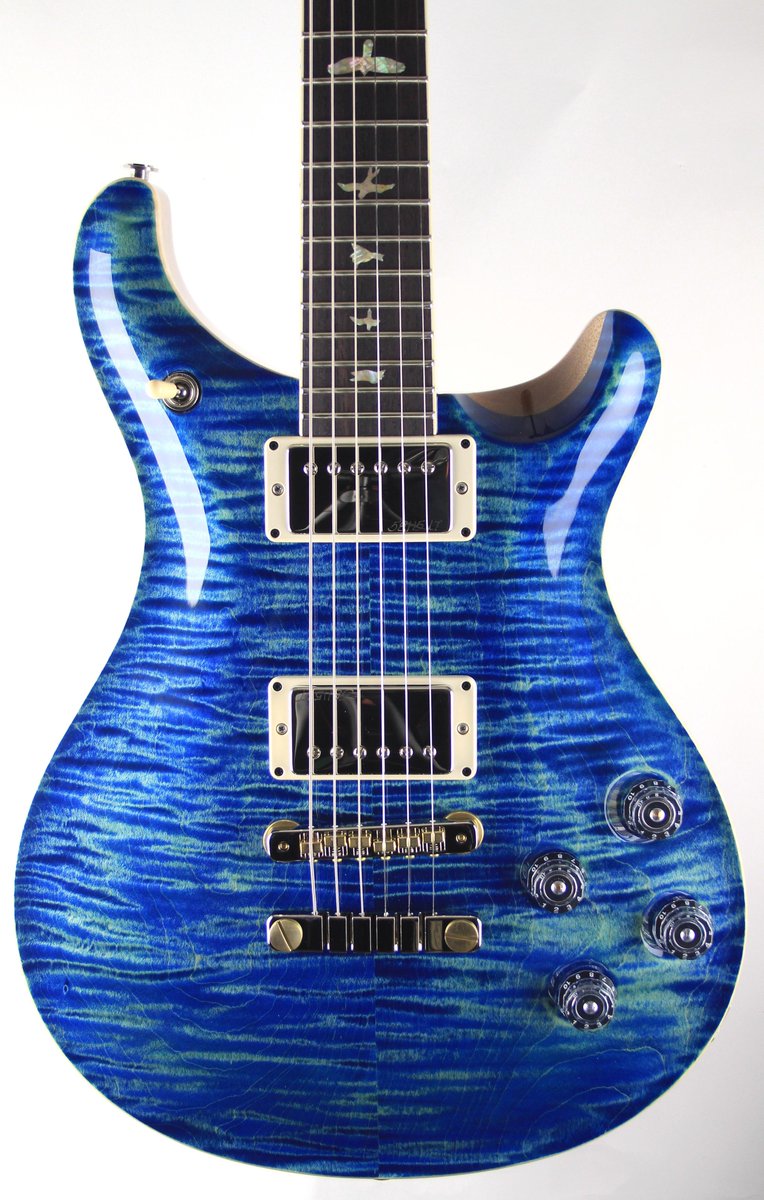 PiersPRSGuitars's tweet photo. Can you guess the finish on this @prsguitars McCarty 594? RT with your answers! #Topoftheday https://t.co/vPe9Zk8a2d