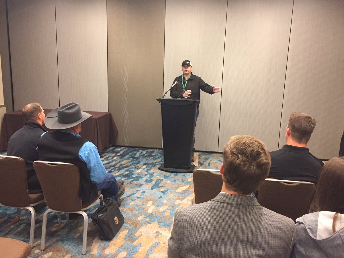 CAFarmBureau's tweet photo. It's Coffee with a Cop at #CFBF16 - Chad Parker of Tehama County Sheriff's Office, who chairs CA Rural Crime Prevention Task Force https://t.co/DfBFMzAbv7